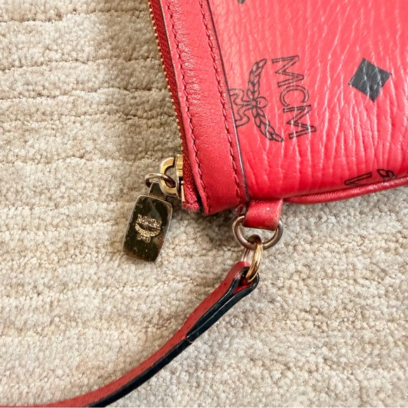 Mcm Red Visetos Coated Canvas Liz Pouch Shoulder Bag - Picture 4 of 13